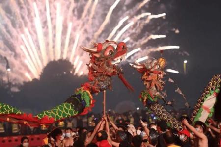 为什么正月十一要放鞭炮 增添节日氛围