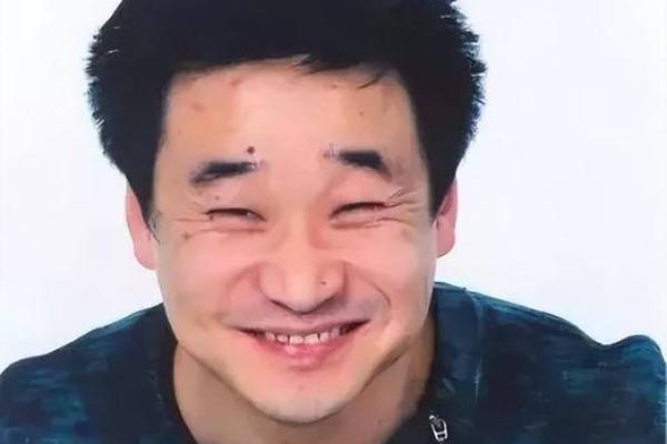倒八字眉图片