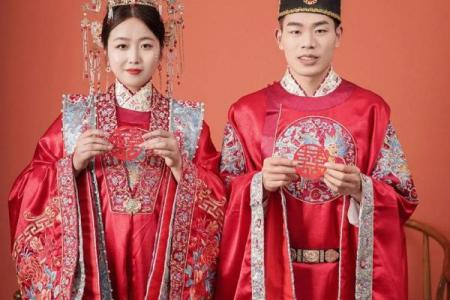 闺女结婚吉日 女儿结婚程序安排表？