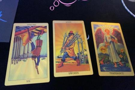 爱情测试：伴侣足够坦诚吗？塔罗揭秘Ta是否有事隐瞒你
