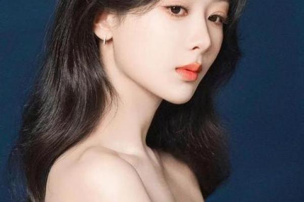 姓名配对明星杨紫是谁呀 杨紫姓名测试？