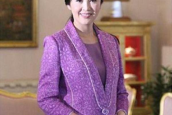 英拉的八字