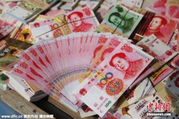 风水祭拜父母要哪些供品纸钱蜡烛祈求平安