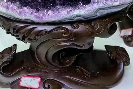 水晶风水_水晶碎石原石放家里好吗
